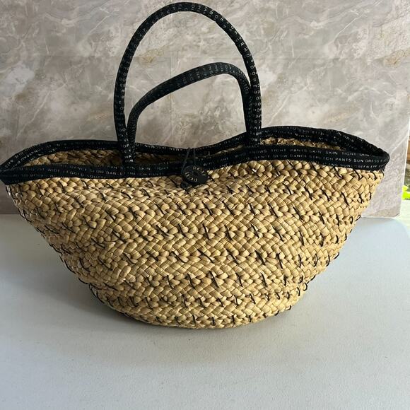 ROXY Straw Oversize Tote Bag With Double Handles Tie Closure - Picture 5 of 14